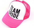 כובע רשת מודפס TEAM BRIDE